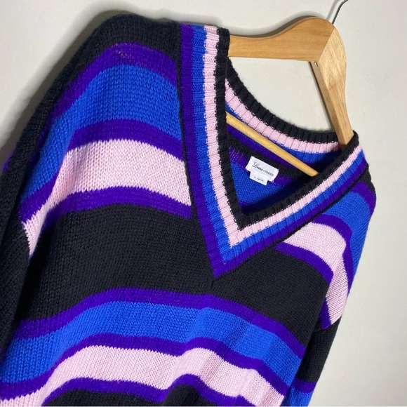 Lovers + Friends Revolve Pink Blue Striped V-Neck Sweater Women's Size Medium - Picture 3 of 10
